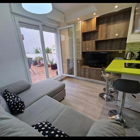 Apartamento Con Terraza Y Parking Χιχόν Δωμάτιο φωτογραφία