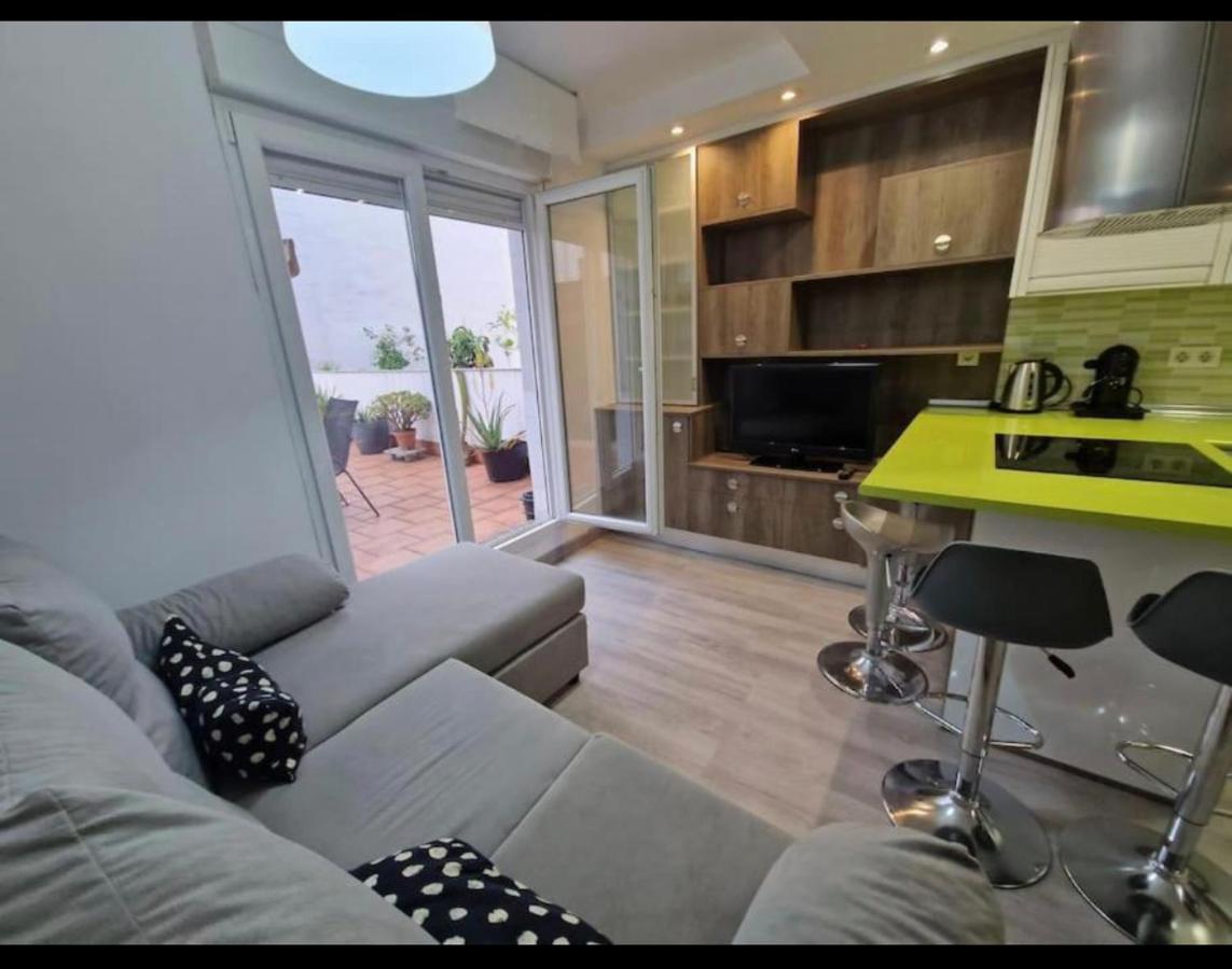 Apartamento Con Terraza Y Parking Χιχόν Δωμάτιο φωτογραφία